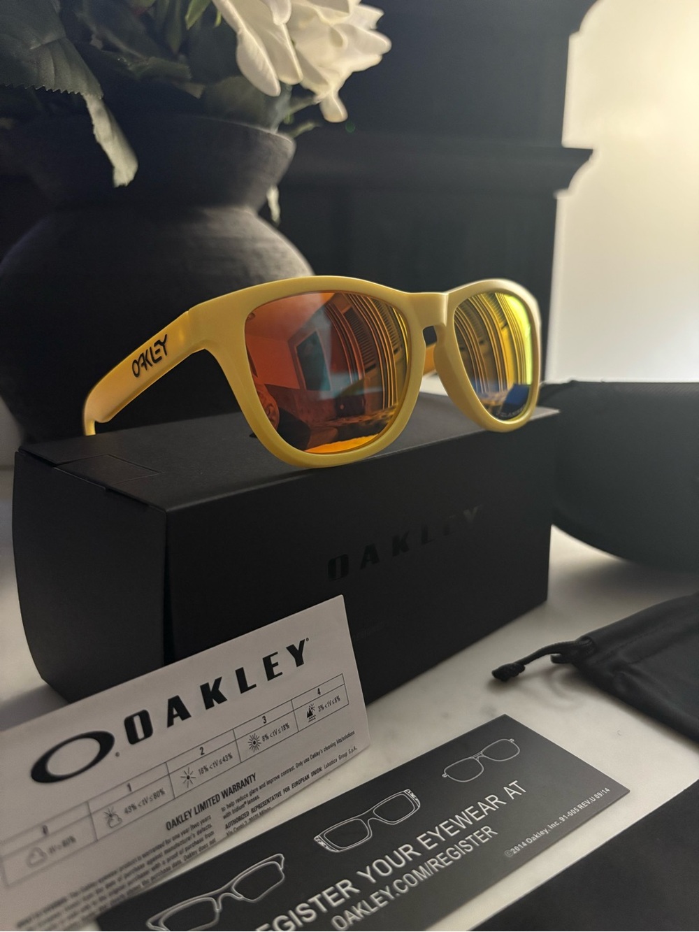 Oakley frogskins sunglasses